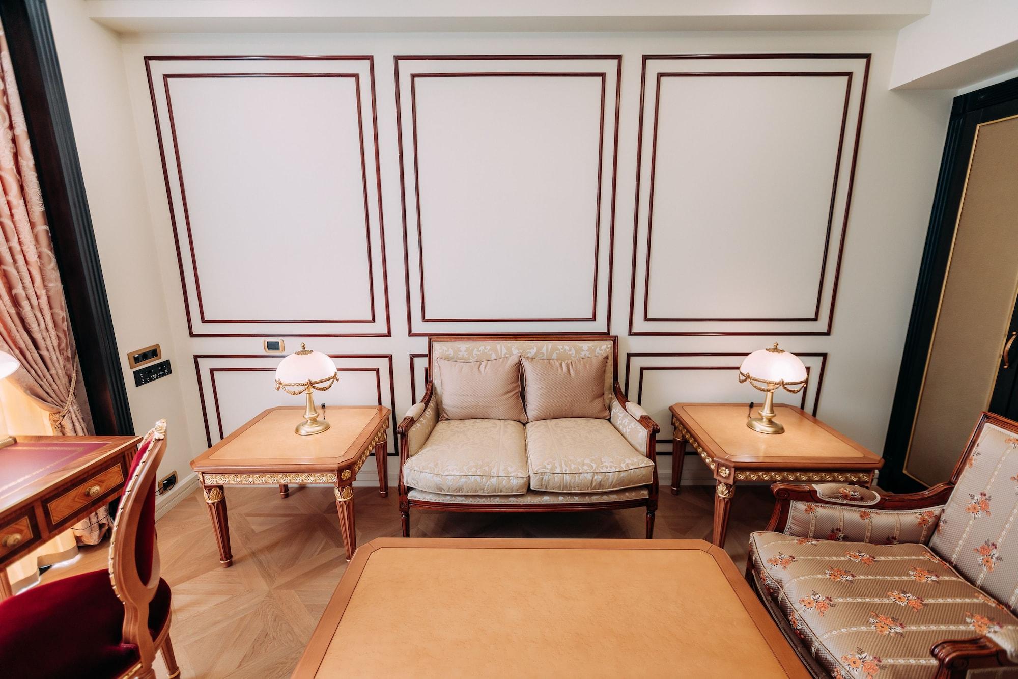 Golden Palace 5* Erivan