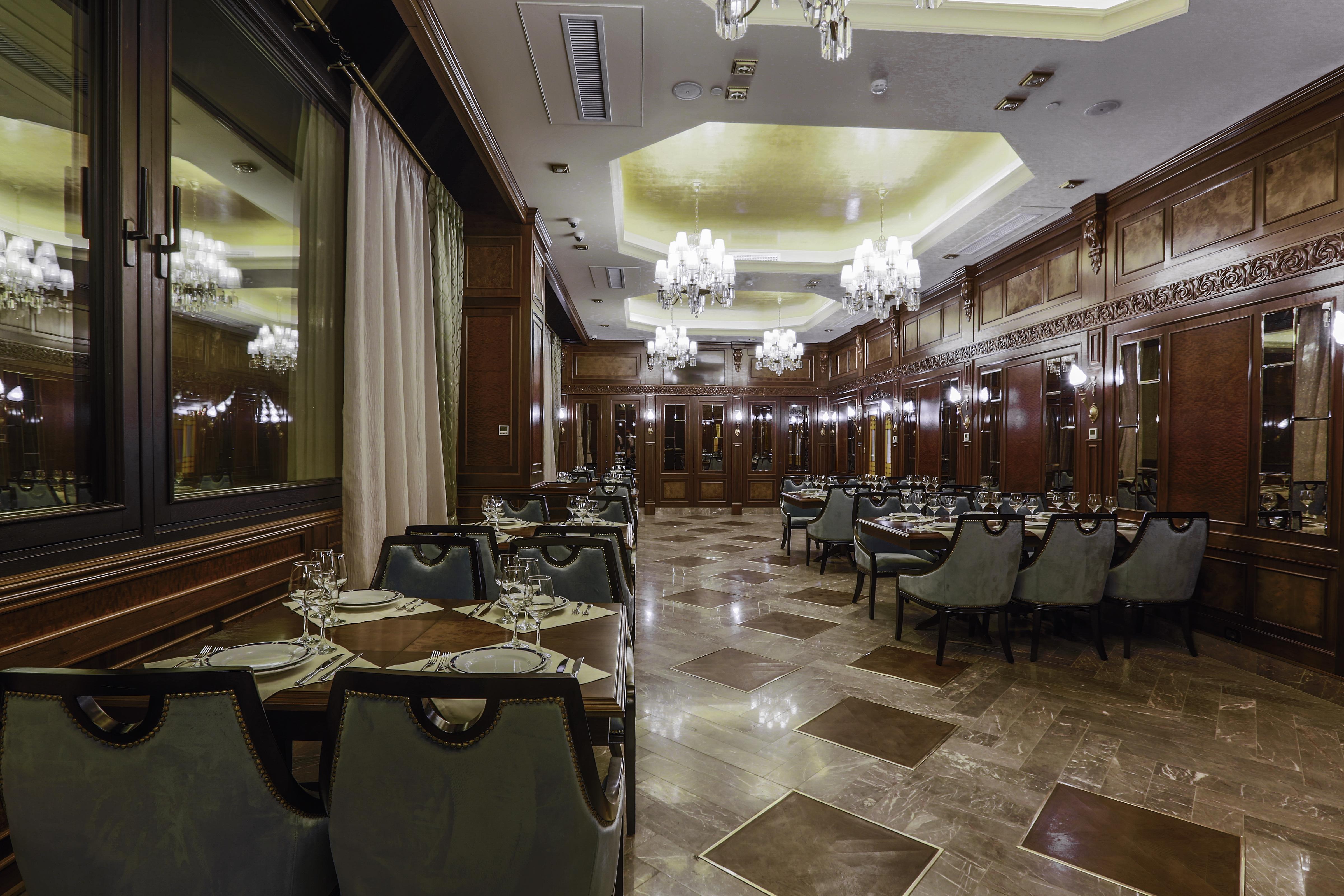 Golden Palace Hotel