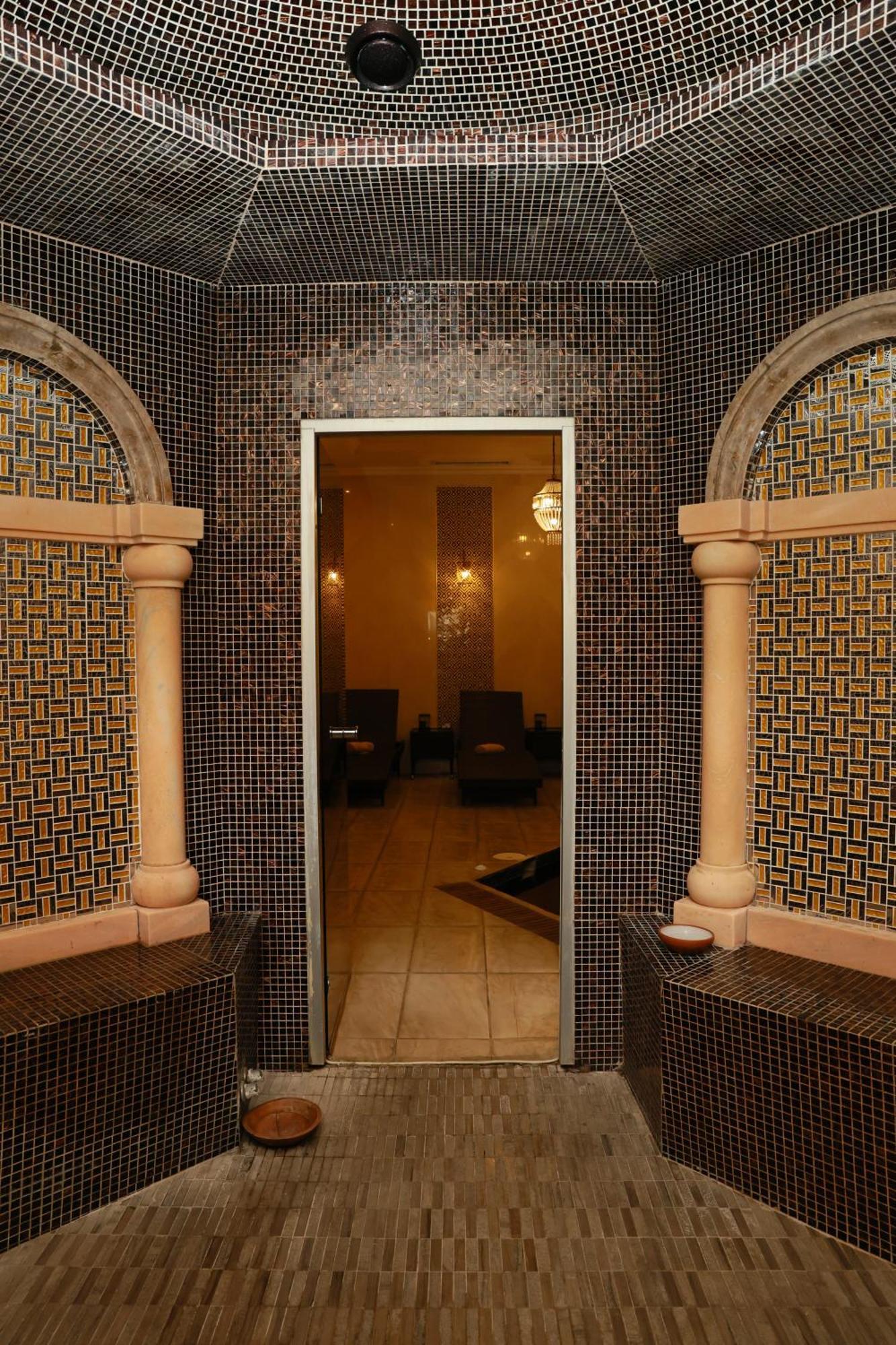 Hotel Golden Palace 5*