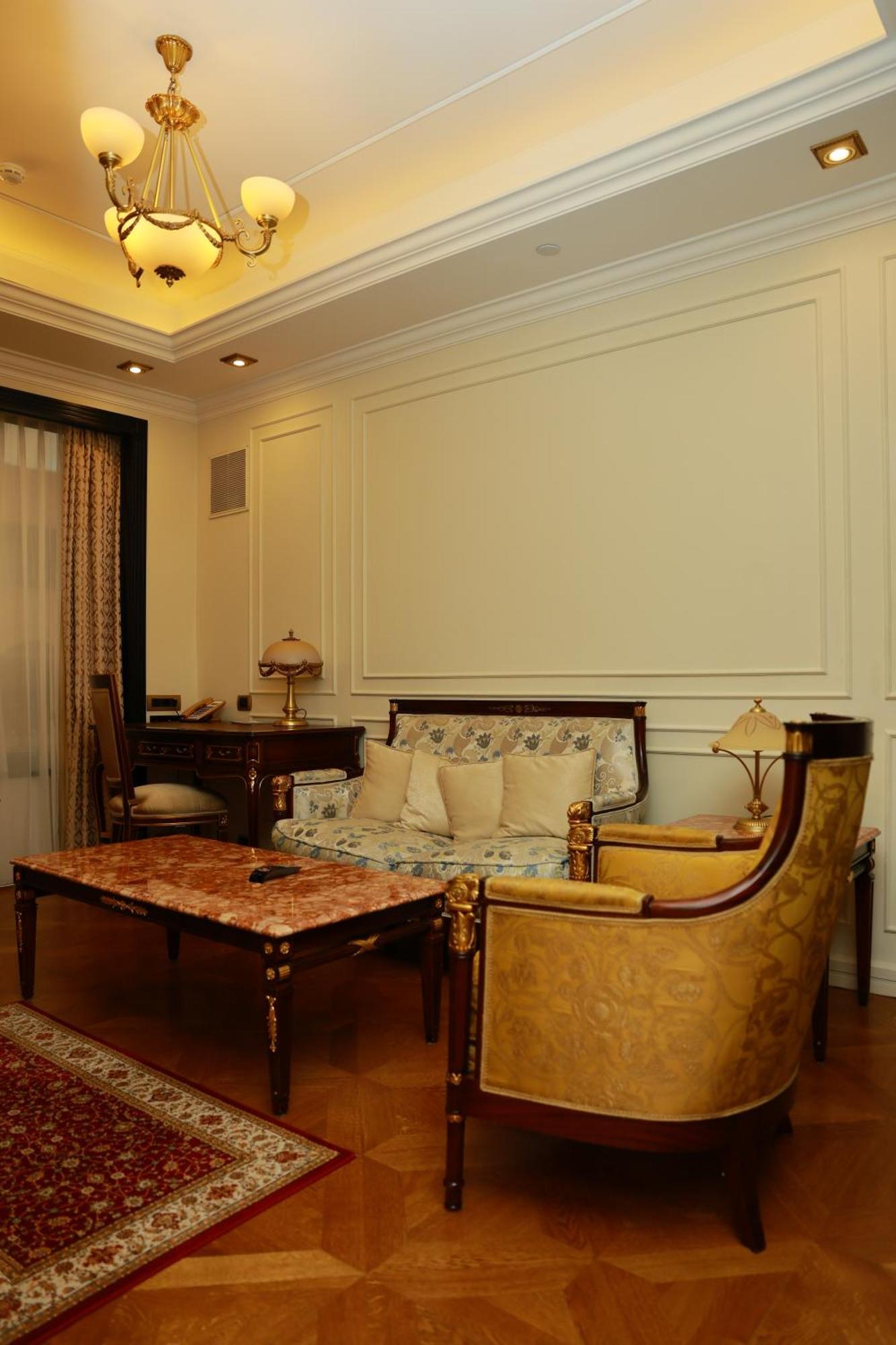 Hotel Golden Palace Ereván
