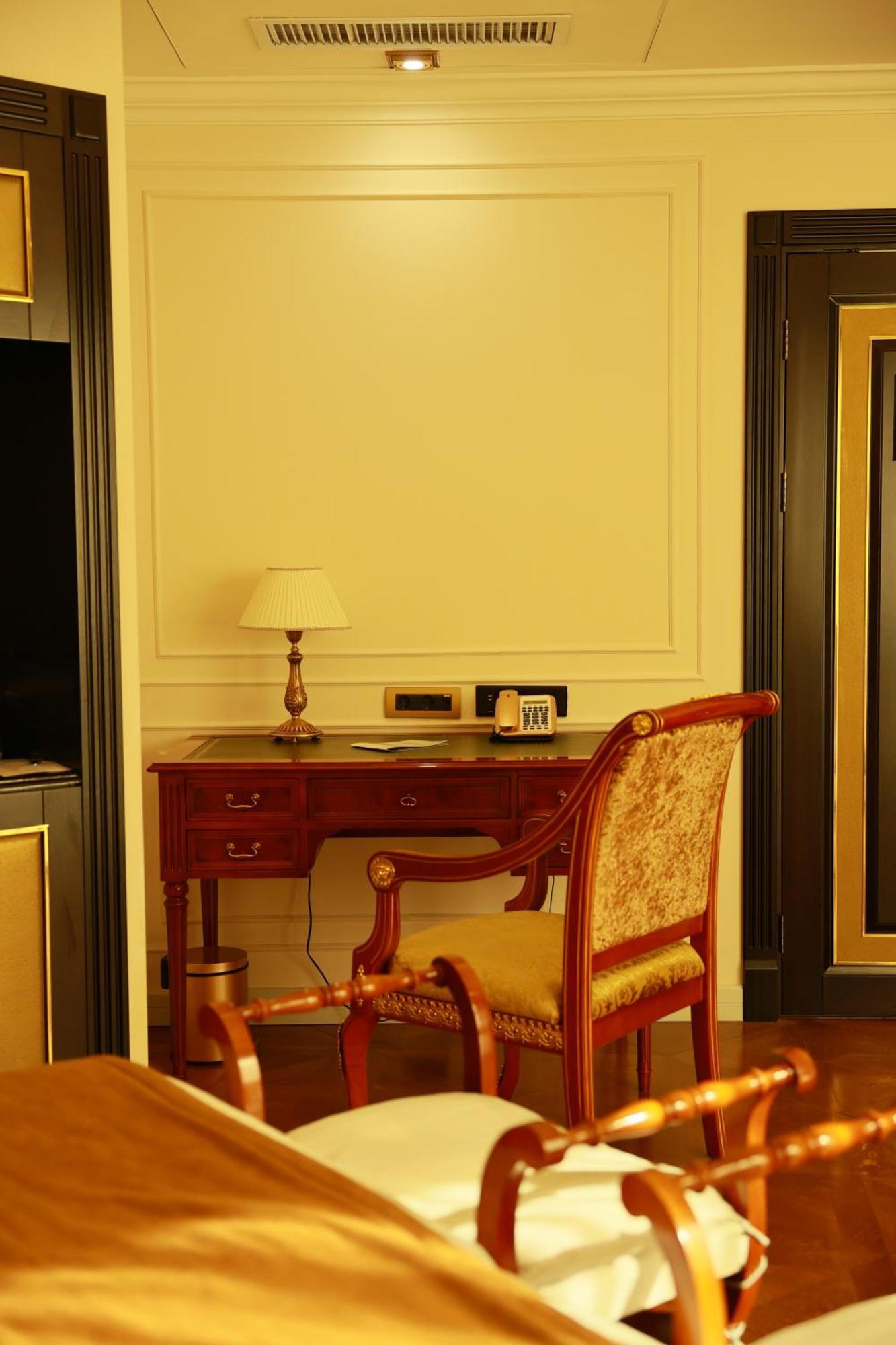 Hotel Golden Palace Ereván