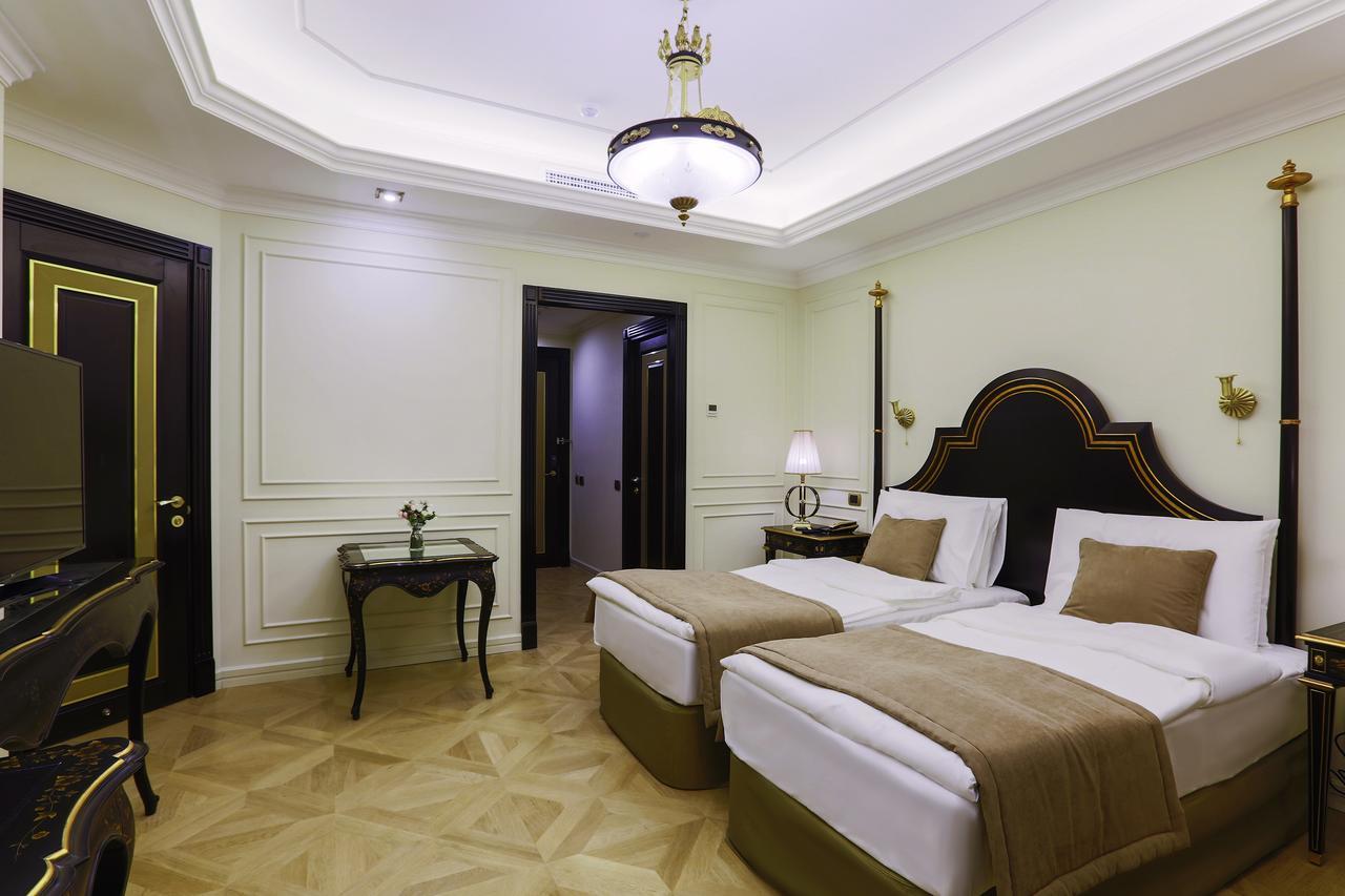 Golden Palace
